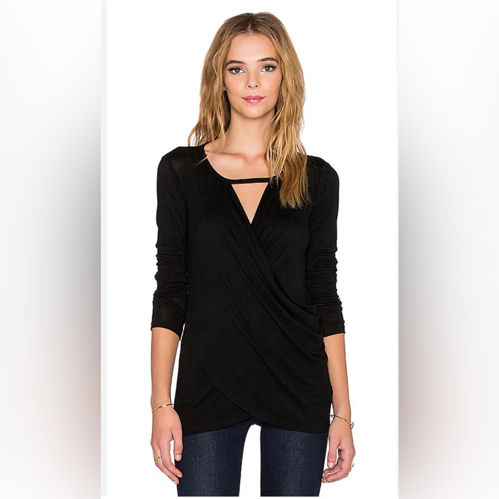 VELVET By Graham & Spencer Suzie Lux Gauze Cross Front Keyhole‎ Top Black